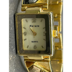 Vintage Nature Brand Quartz MOP Watch Colorful Stone Gold Tone Band 20.5MM